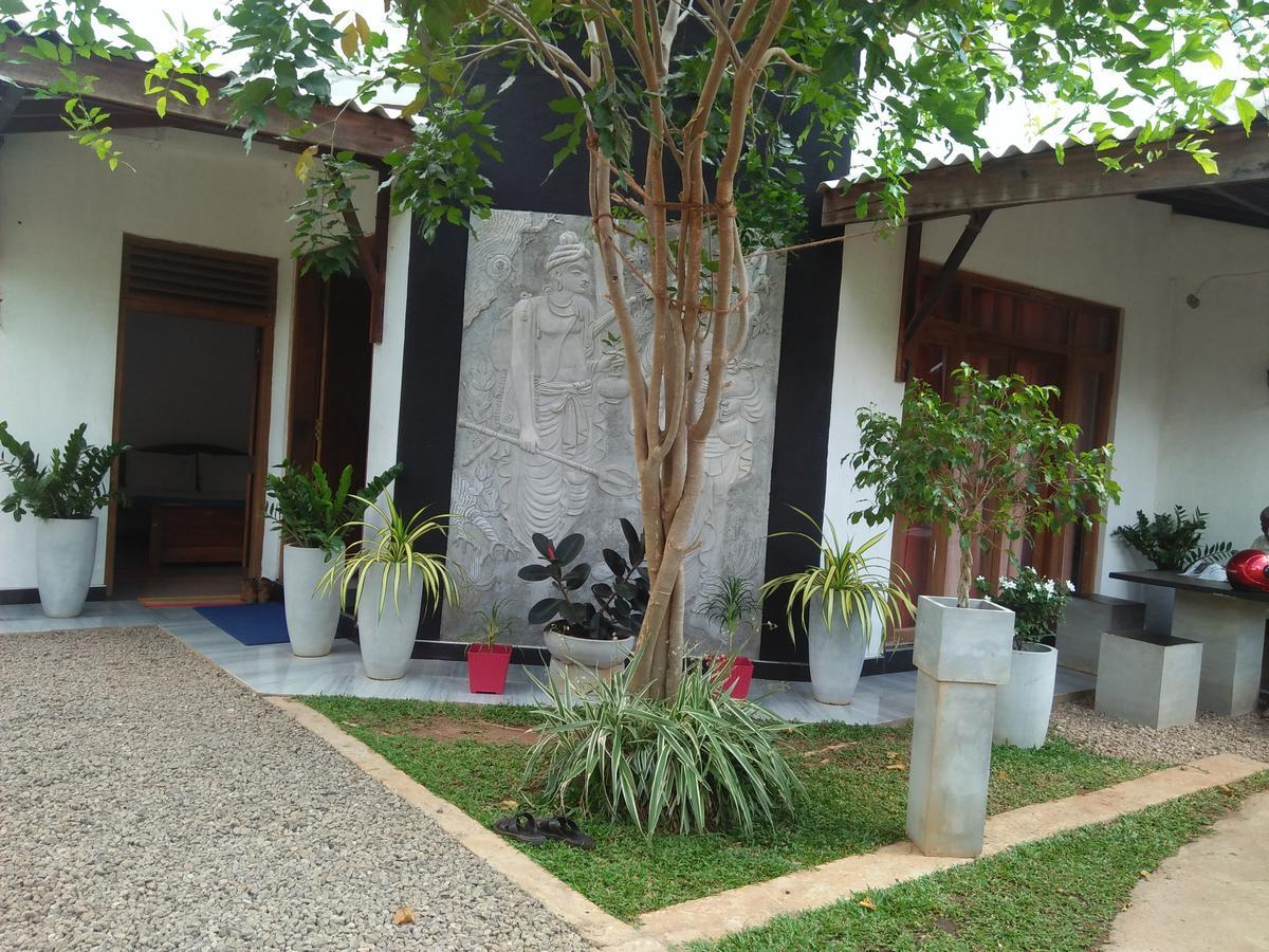Tree House Holiday Home Kombichankulama Exterior photo